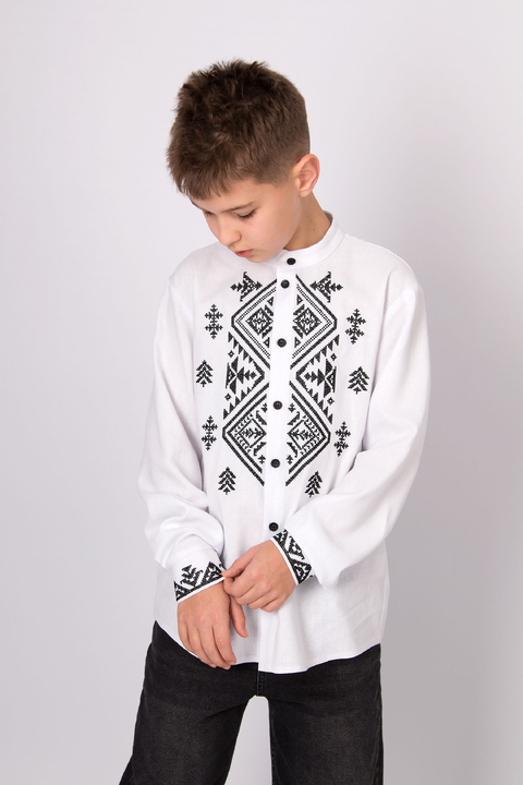 5637 Вишиванка