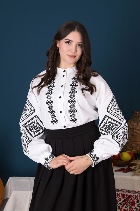 5597 Вишиванка