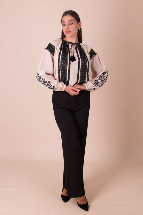 5598 Вишиванка