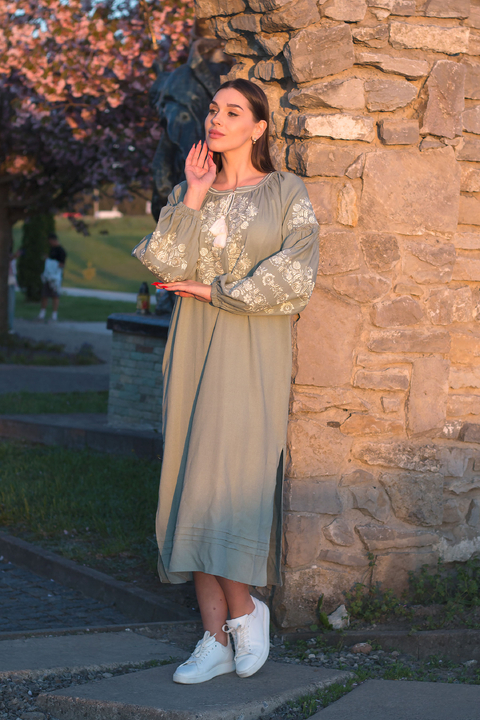 5564 Сукня вишита