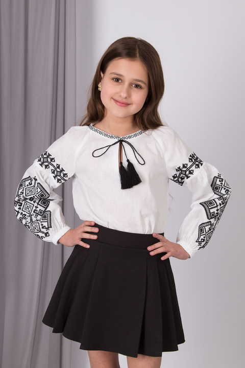 5660 Вишиванка