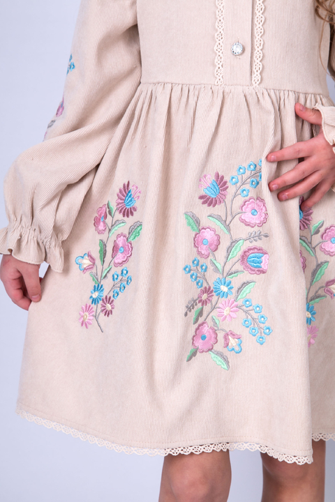 5762 Сукня-вишиванка