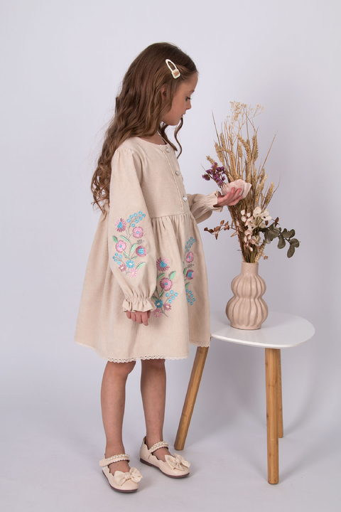 5762 Сукня-вишиванка